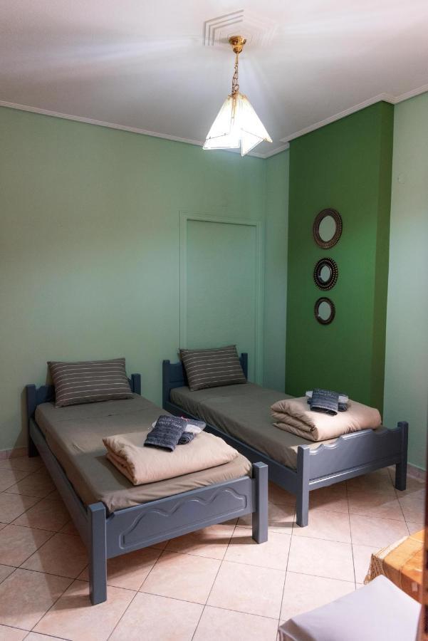 Athena'S Luxury Place Agria Esterno foto