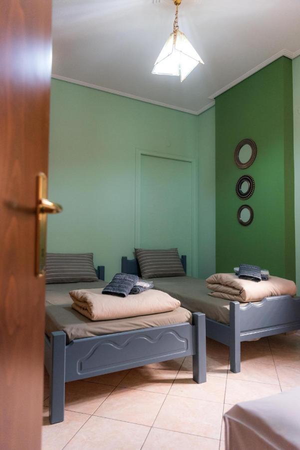 Athena'S Luxury Place Agria Esterno foto