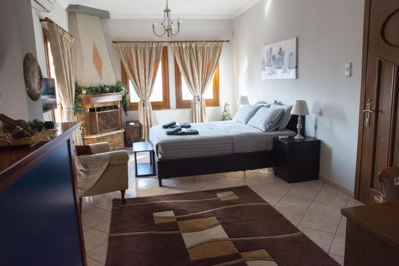 Athena'S Luxury Place Agria Esterno foto